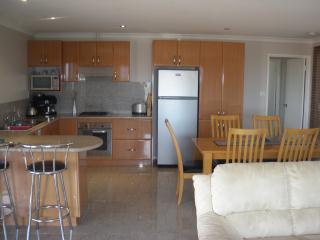 Luxury Beach Chalets - Getaway Beach, Dongara Western Australia